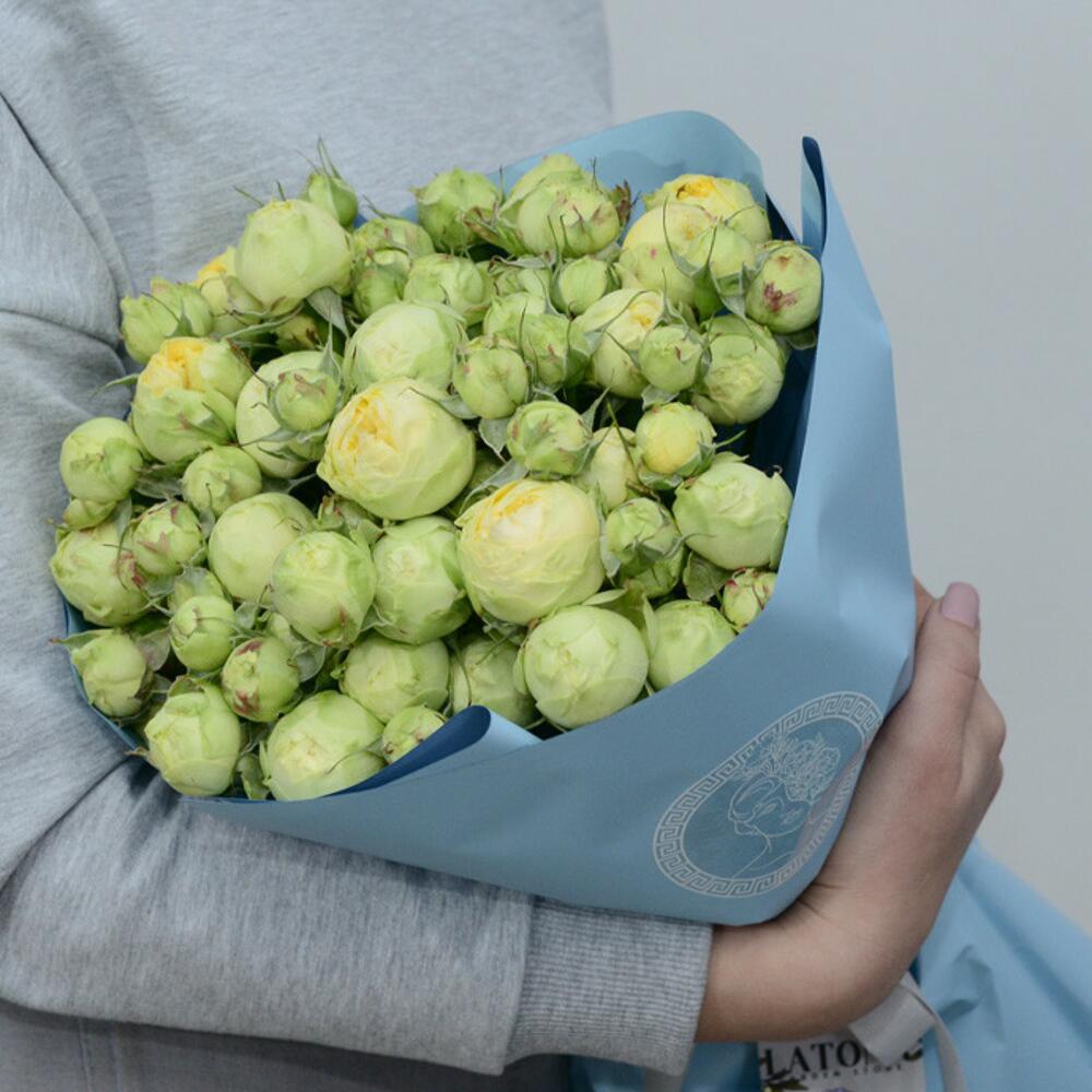 Букет ‹KRATOS› с кустовыми пионовидными розами - Latona Flowers