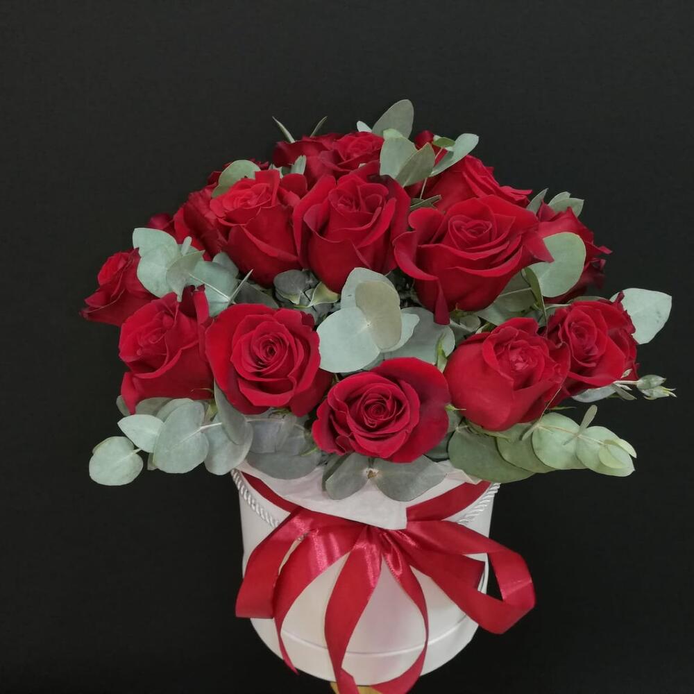 Цветы в коробке