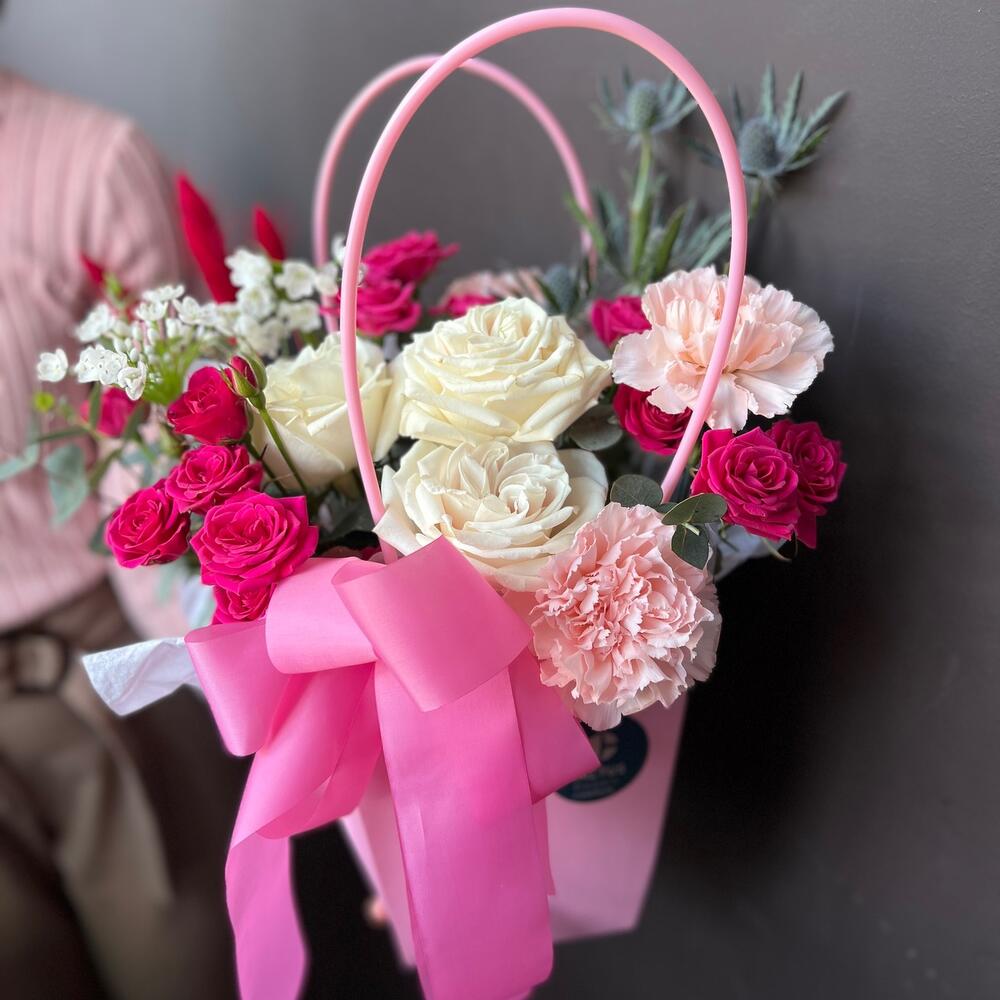 Весенняя нежная сумочка с цветами