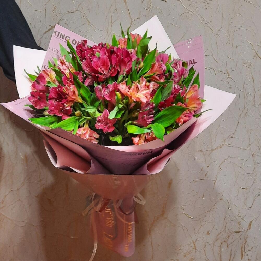 Монобукет из альстромерий