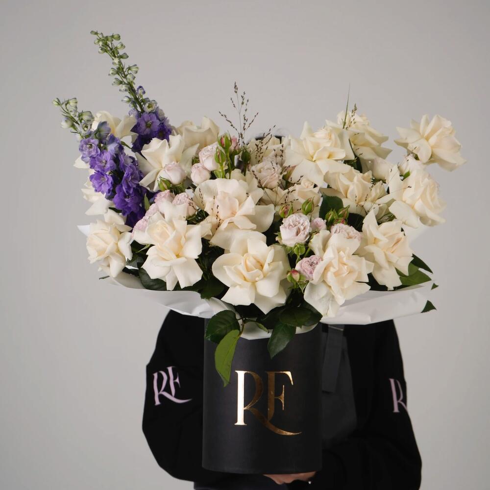 Композиция «Дильфиниум»